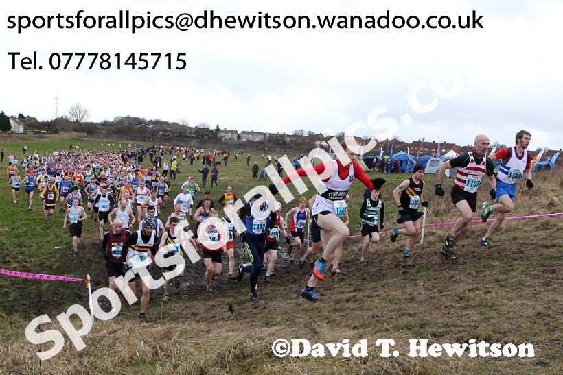 Senior mens start NEHL, Wrekenton. Photo: David T. Hewitson/Sports for All Pics